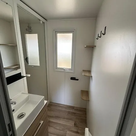 Campsite Mobil-Home Tout Confort Camping 4 Etoiles Gastes